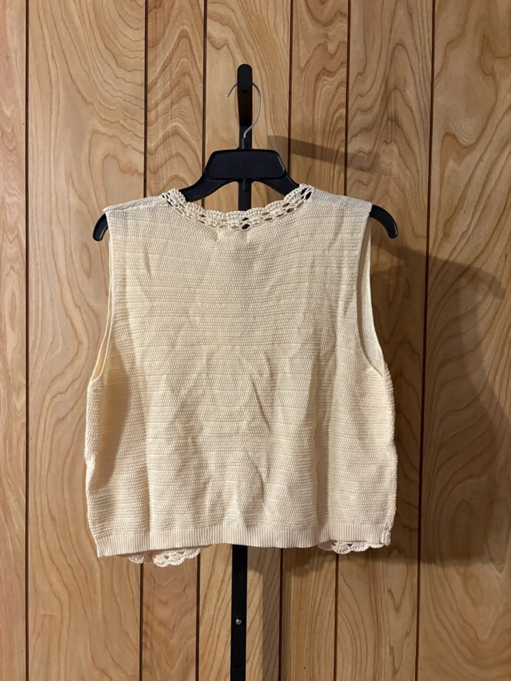 Anniewear Cream Crochet Knit Vest XL Lightweight Button Front Boho NWT - Picture 3 of 3